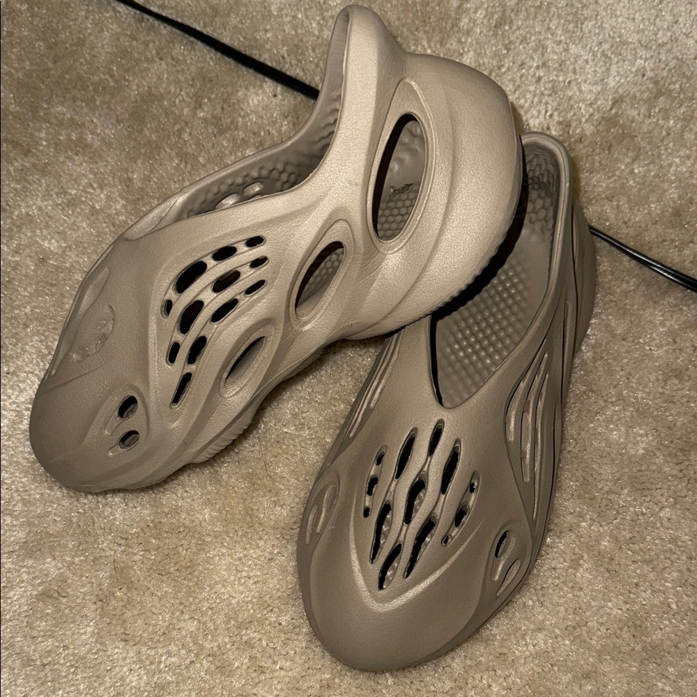 Yeezy Foam Runner